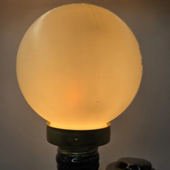 Rare Vintage Enesco Japan Lighted Pub Skidoo Sign Ceramic Lamp Post Musician - Picture 9 of 16